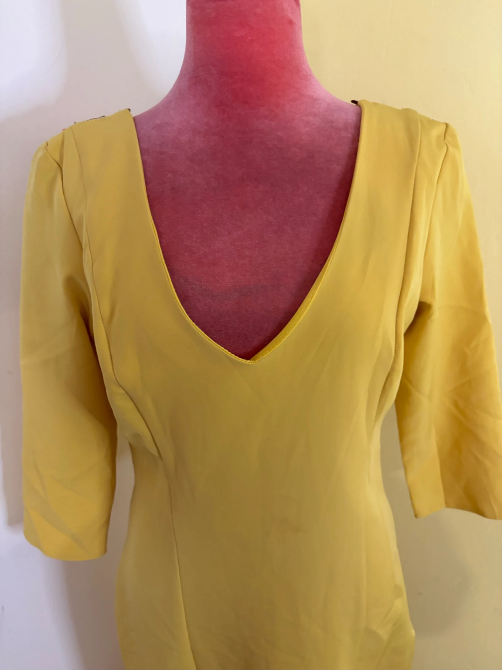 Vestido Amarelo Mostarda Midi Festa - Costas Abertas – photo 3